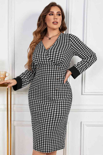 Plus Size Houndstooth V-Neck Midi Dress